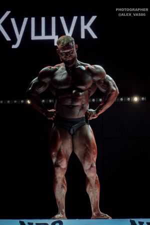 CLASSIC PHYSIQUE